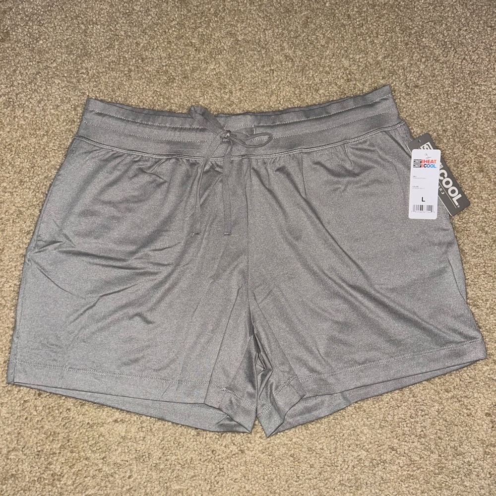 32 Degrees Silver Performance Shorts